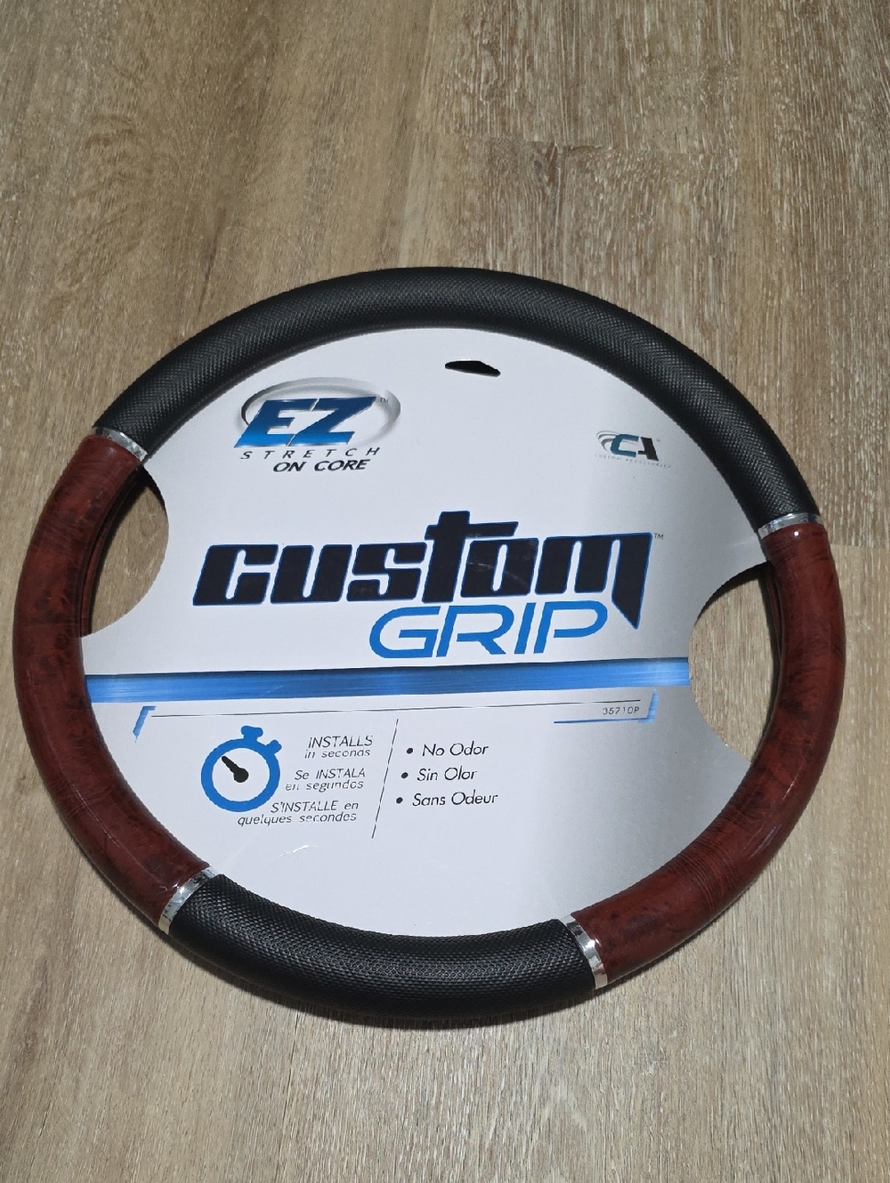 Custom Grip EZ Stretch On Core Steering Wheel Cover - Black and Woodgrain.